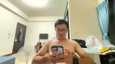 lues_8970 live cam on Cam4