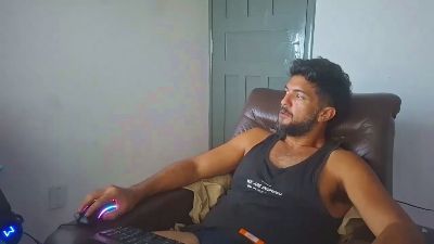 luhparamaiores live cam on Cam4