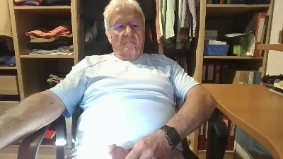 lui1951 live cam on Cam4