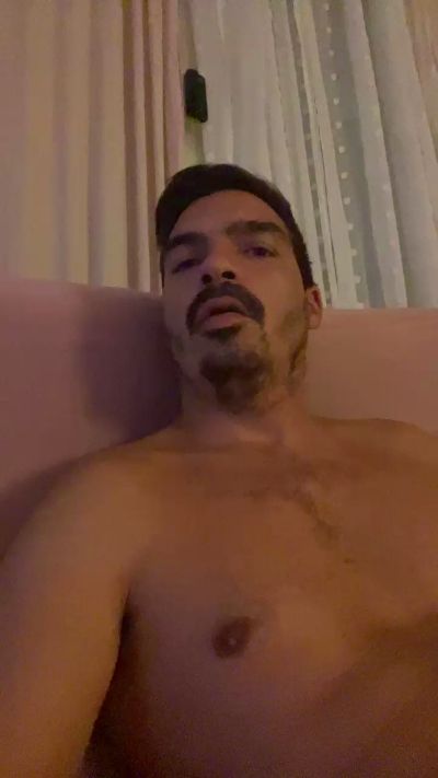 luis00es live cam on Cam4