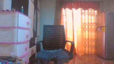 luis04072 live cam on Cam4