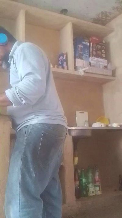 luis3963a2 live cam on Cam4