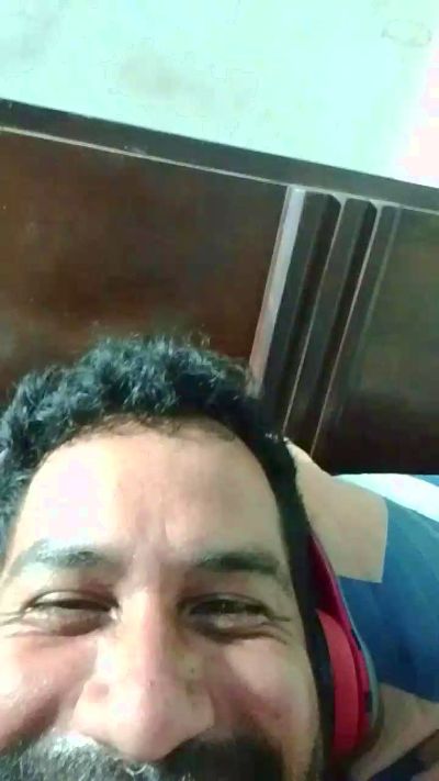 luis3963a2 live cam on Cam4