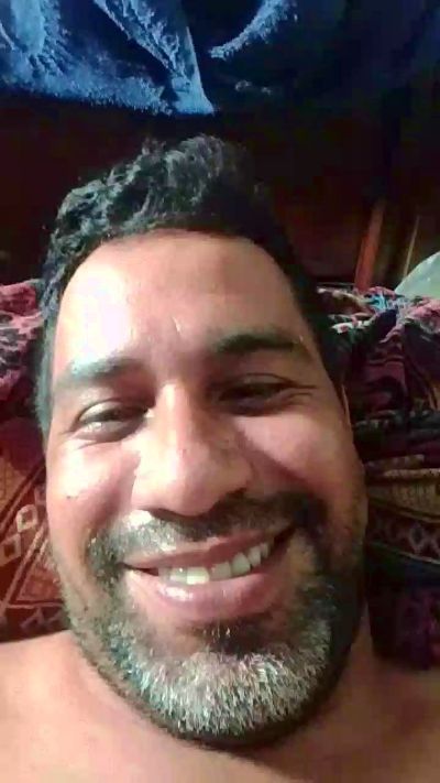luis3963a2 live cam on Cam4