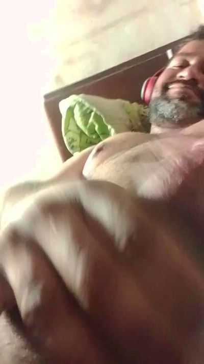 luis3963a2 live cam on Cam4