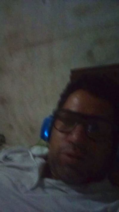 luis3963a2 live cam on Cam4