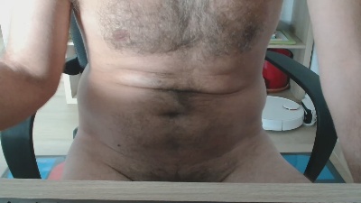 luis___32 live cam on Cam4