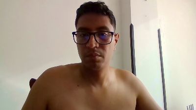 luis_thebig live cam on Cam4