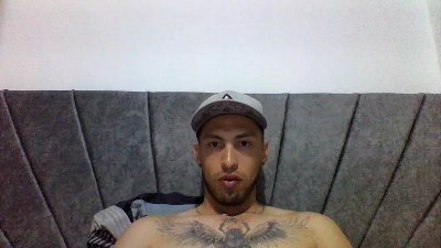 luis_vergon_ live cam on Cam4