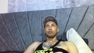 luis_vergon_ live cam on Cam4