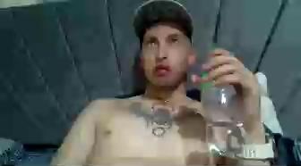 luis_vergon_ live cam on Cam4