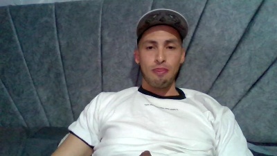 luis_vergon_ live cam on Cam4