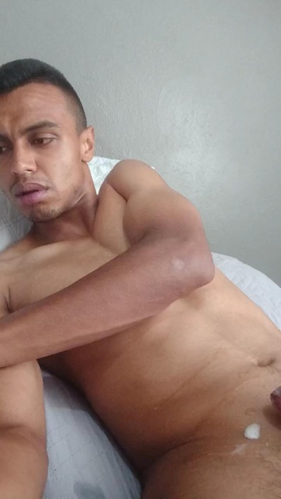 luk204 live cam on Cam4