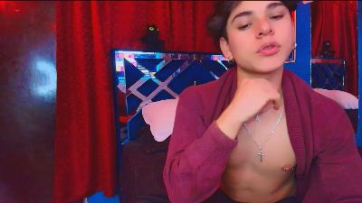 luke_howland live cam on Cam4
