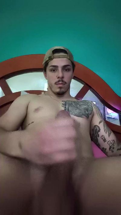 lukesouza3 live cam on Cam4