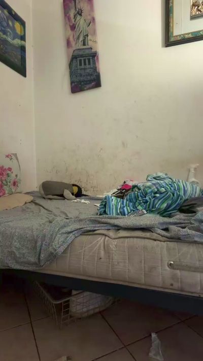 lukettosanba live cam on Cam4