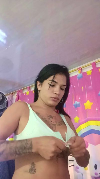 lukyanova_gabr5 live cam on Cam4