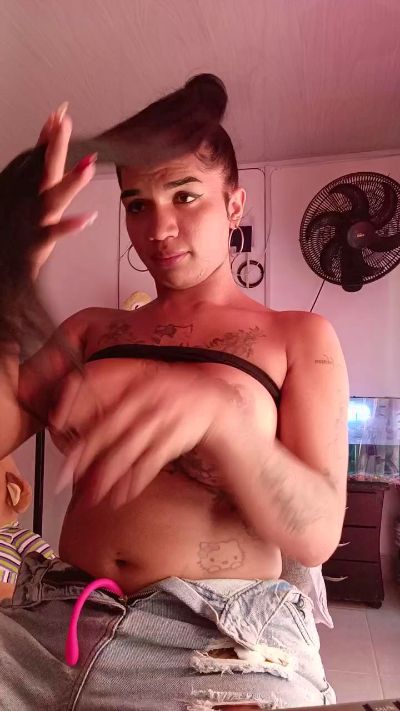 lukyanova_gabr5 live cam on Cam4