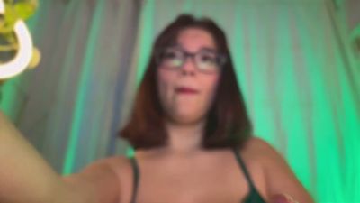 lulariccii live cam on Cam4
