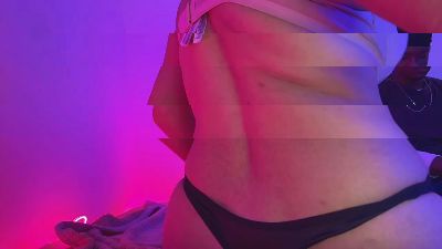 lulariccii live cam on Cam4