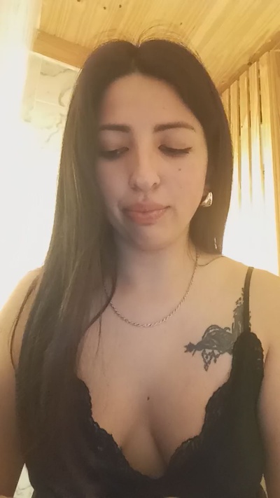 lulijazmin live cam on Cam4