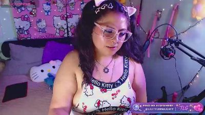 lulu_pup live cam on Cam4