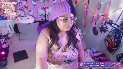 lulu_pup live cam on Cam4