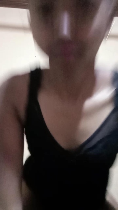 luna64 live cam on Cam4