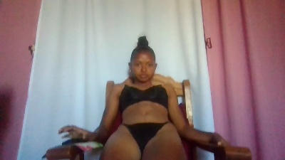 luna64 live cam on Cam4
