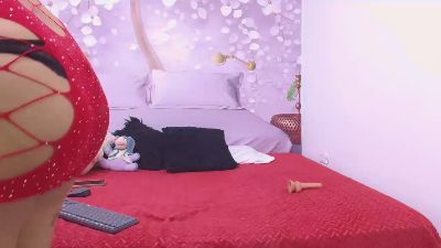 luna_hoott live cam on Cam4