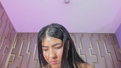 luna_mai live cam on Cam4