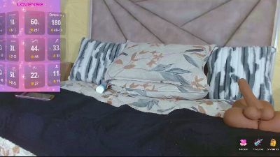 luna_mai live cam on Cam4
