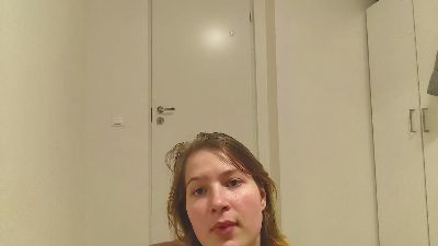 lunafoxx99 live cam on Cam4