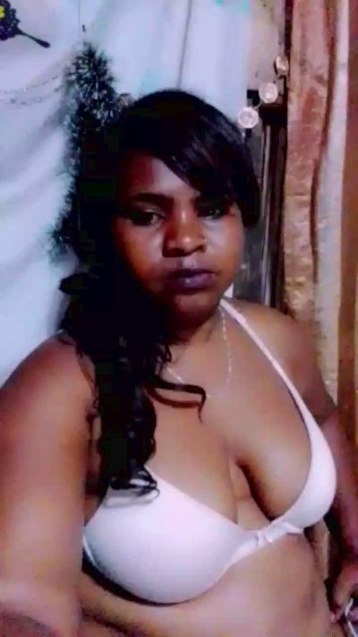 lunah5 live cam on Cam4