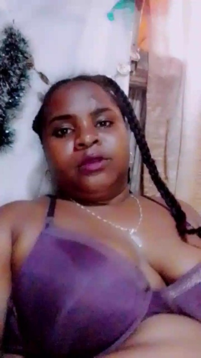 lunah5 live cam on Cam4