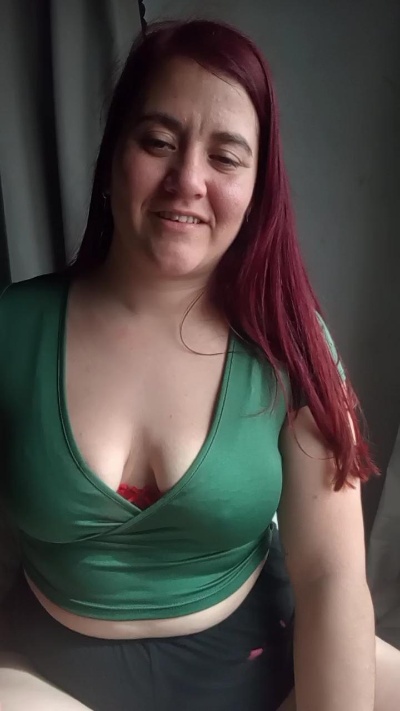 lunara_hot live cam on Cam4