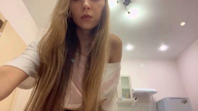lunarleya live cam on Cam4