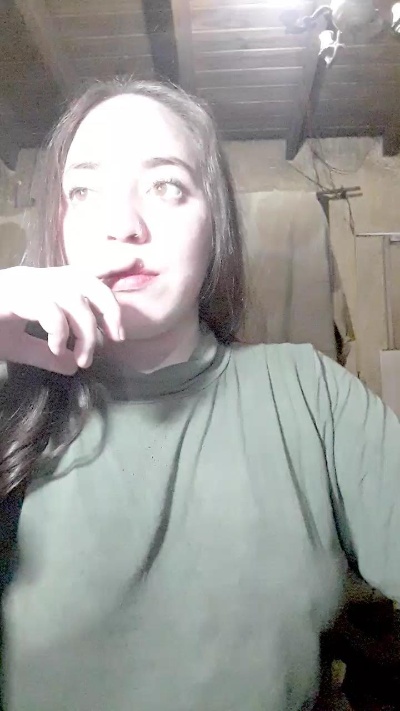luney5 live cam on Cam4