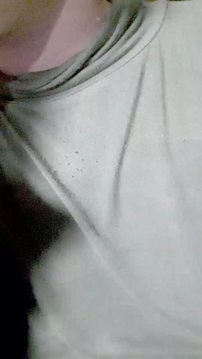 luney5 live cam on Cam4