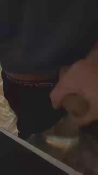 lunghibiondi live cam on Cam4