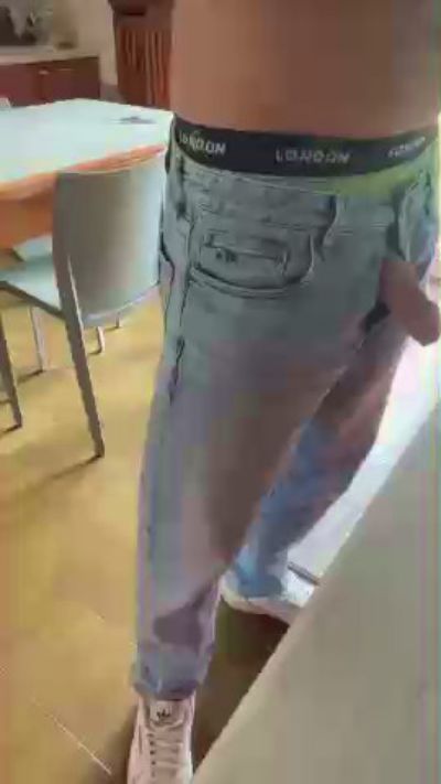 lunghibiondi live cam on Cam4