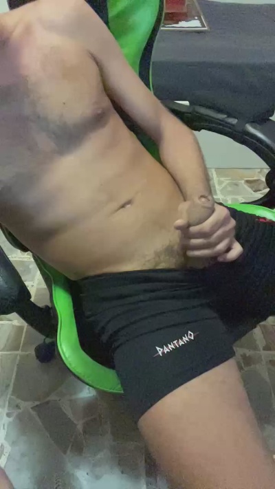 lunghibiondi live cam on Cam4