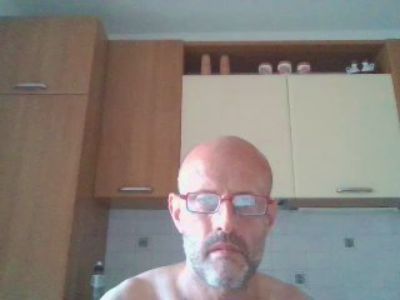lungoelargo5 live cam on Cam4