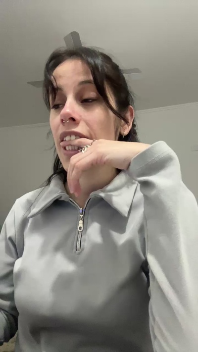 lunita58 live cam on Cam4