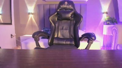 lunna_celeste live cam on Cam4