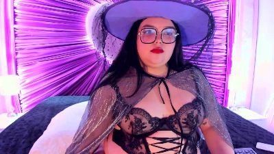 lushie_love live cam on Cam4