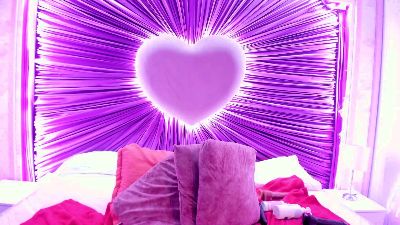lushie_love live cam on Cam4