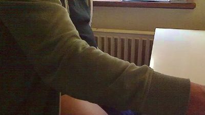 lustvoll01 live cam on Cam4