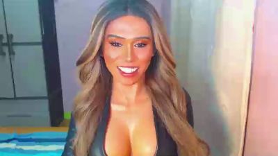 lustyscarlette live cam on Cam4