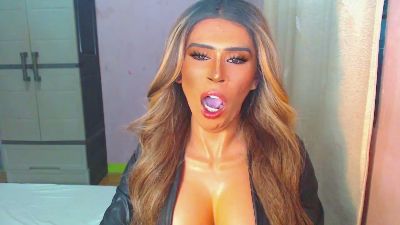 lustyscarlette live cam on Cam4